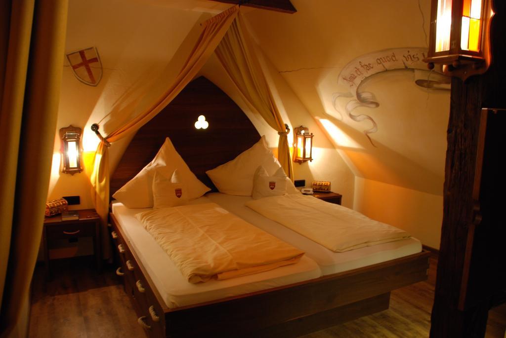 Mittelalterhotel-Gaestehaus Rauchfang Meersburg Værelse billede